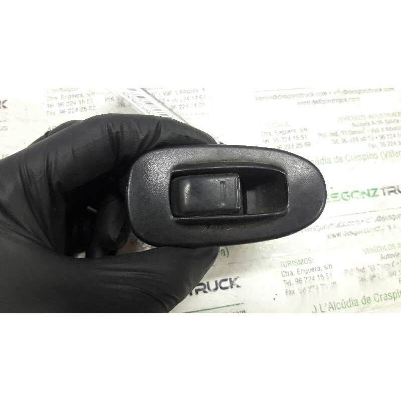 Recambio de mando elevalunas trasero izquierdo para kia shuma 1.5 comfort 5 berlina referencia OEM IAM 4735101000  