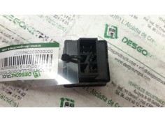 Recambio de boton regulacion retrovisores para kia carens 1.8 ls monovolumen referencia OEM IAM    2