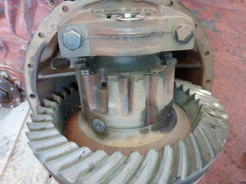 Recambio de grupo para pegaso trucks serie 1200 1236 referencia OEM IAM 38X9  