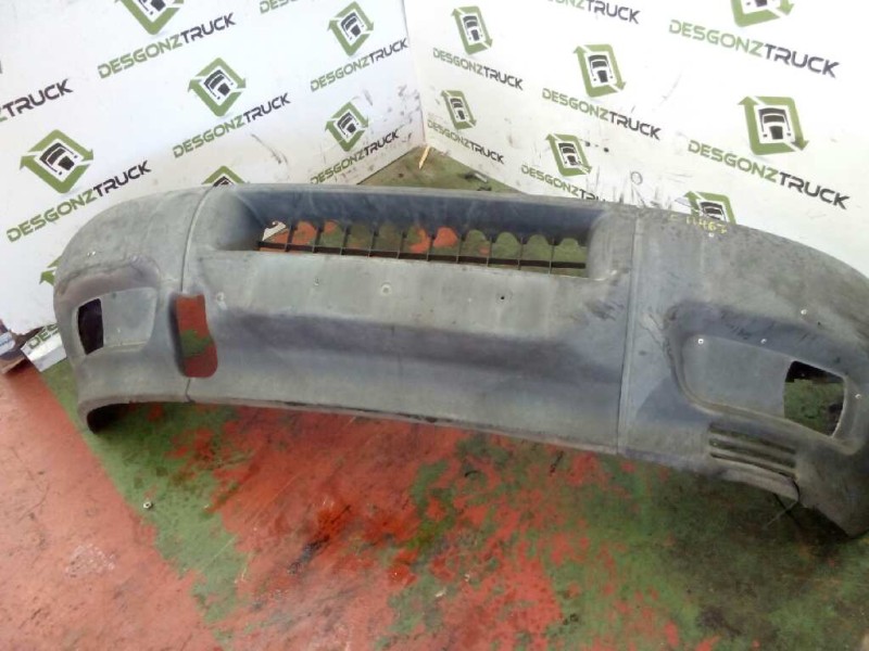 Recambio de paragolpes delantero para iveco daily caja cerrada (1999 =>) 35 - c 13 caja cerrada referencia OEM IAM   