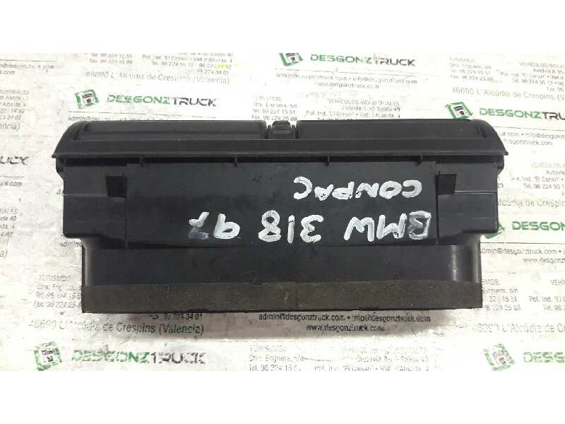 Recambio de difusor calefaccion para bmw serie 3 berlina (e36) 318i referencia OEM IAM 8390216 CENTRAL 