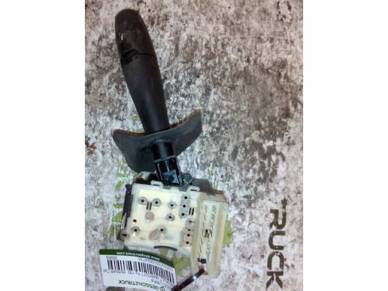 Recambio de mando limpia para renault mascott fg 130. 35/55/65 cabina individual referencia OEM IAM 3696B  