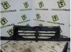 Recambio de rejilla delantera central para renault mascott fg 130. 35/55/65 cabina individual referencia OEM IAM    2