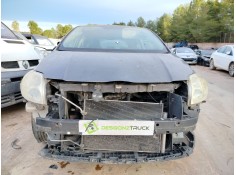 toyota auris (_e15_) del año 2007