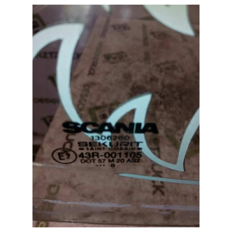 Recambio de luna delantera derecha para scania serie 4 (p/r 144 l) 14.2 diesel referencia OEM IAM   