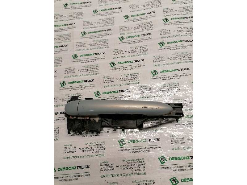 Recambio de maneta exterior delantera derecha para renault scenic ii authentique referencia OEM IAM 8200028464  