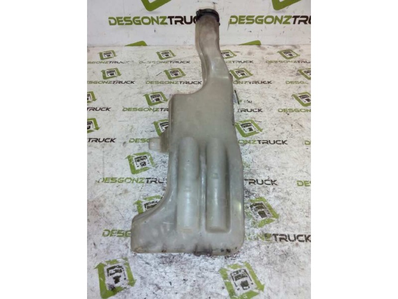 Recambio de deposito limpia para iveco daily caja cerrada (1999 =>) 35 - c 13 caja cerrada referencia OEM IAM   
