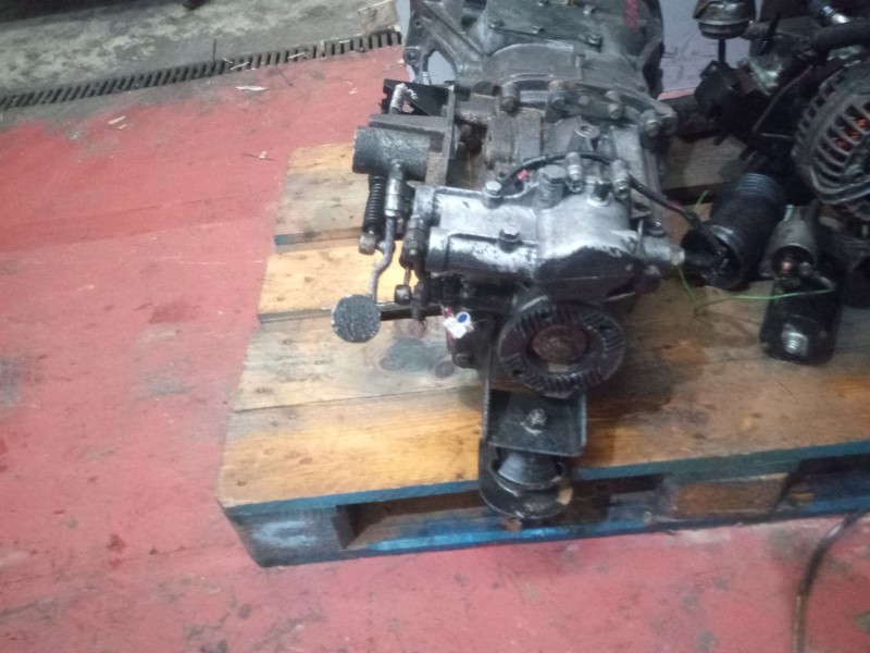 Recambio de caja cambios para iveco andecar iii referencia OEM IAM 6S400VO 504250262 1323066006