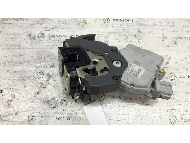 Recambio de cerradura puerta trasera izquierda para nissan x-trail (t30) comfort referencia OEM IAM 825538H710  