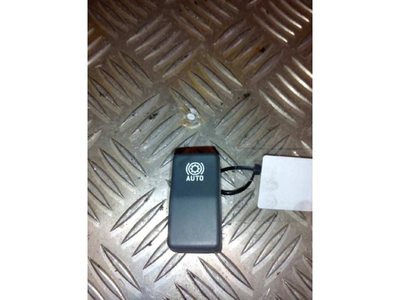 Recambio de interruptor para renault premium route 2006 fas 4x2 larga distancia referencia OEM IAM 5010589783  