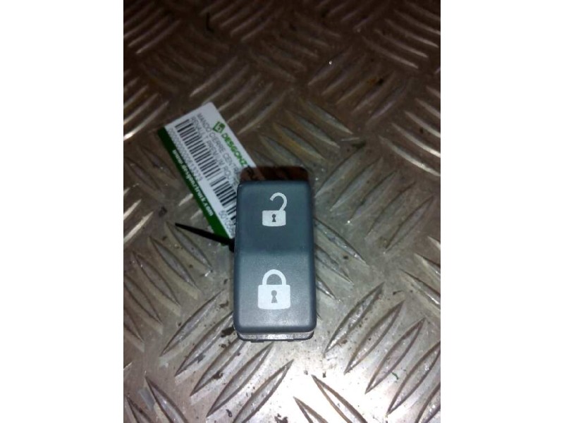 Recambio de mando cierre centralizado para renault premium route 2006 fas 4x2 larga distancia referencia OEM IAM 5010589808  