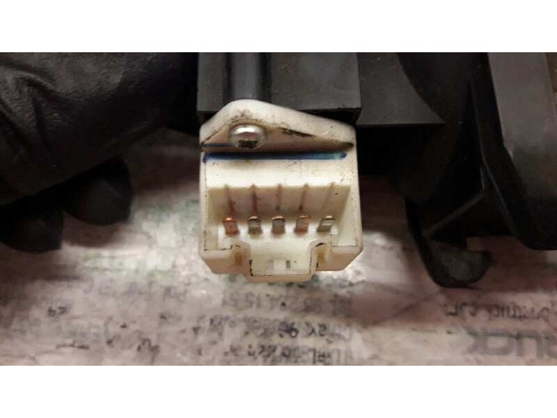 Recambio de maneta interior trasera izquierda para mg rover mg zs zs 120 referencia OEM IAM   