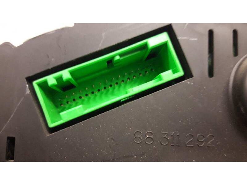 Recambio de cuadro instrumentos para seat cordoba berlina (6k2) sport referencia OEM IAM 6K0920850F  