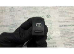 Recambio de boton antivaho para mg rover mg zs zs 120 referencia OEM IAM YUG001040PMP  