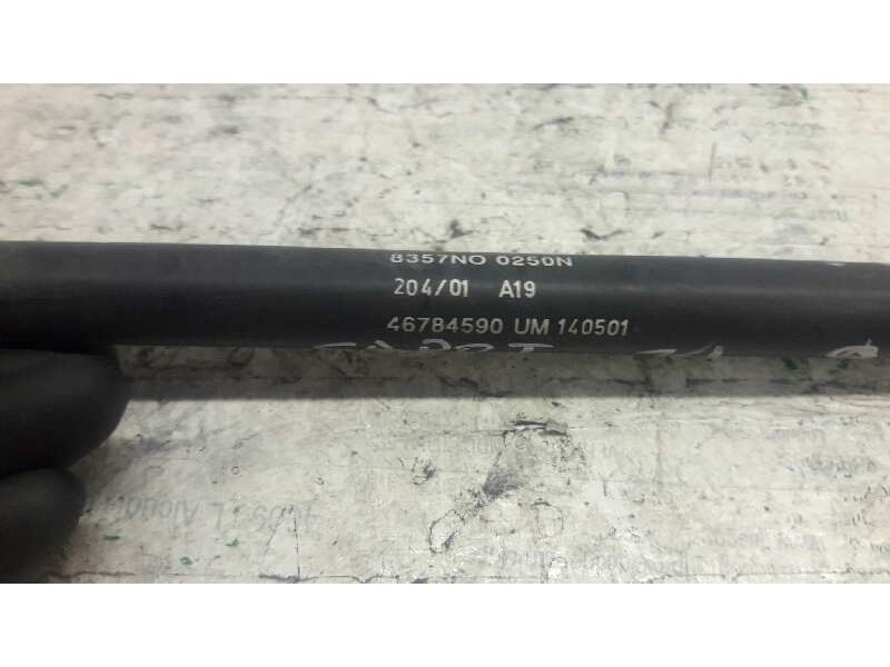 Recambio de amortiguadores capo para fiat stilo (192) 1.6 16v referencia OEM IAM 46784590 250N 