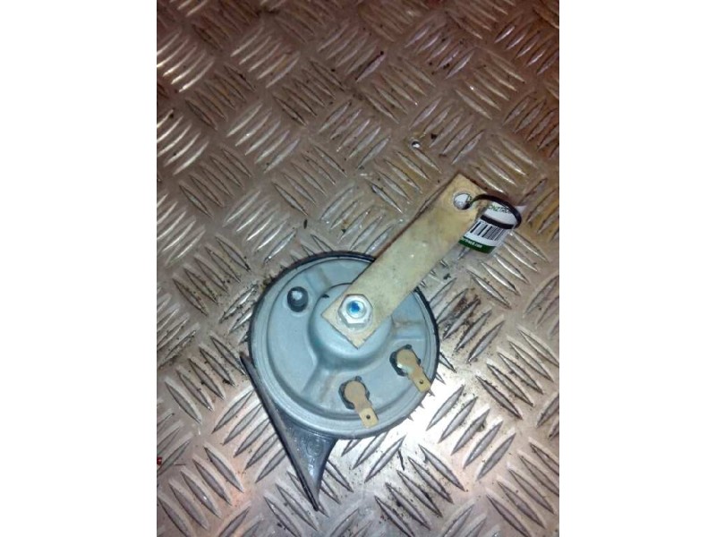Recambio de claxon para nissan trucks atleon 140 referencia OEM IAM   