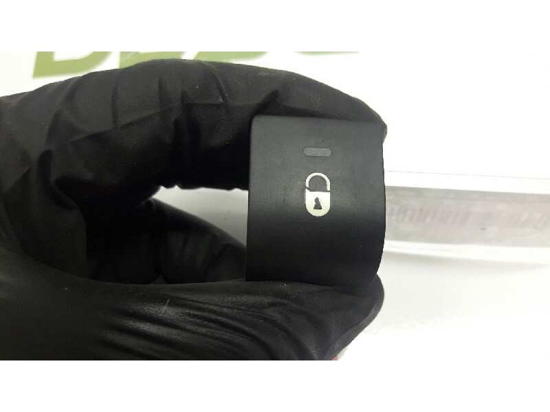 Recambio de mando cierre centralizado para peugeot 207 sw confort referencia OEM IAM 96570636  