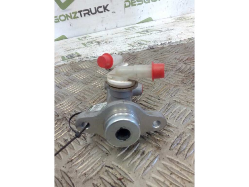 Recambio de bombin freno para nissan cabstar e cabina simple cabina individual referencia OEM IAM 9X201 BM57 
