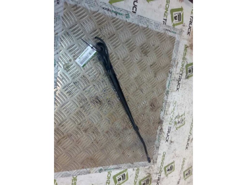 Recambio de brazo limpia para nissan cabstar e cabina simple cabina individual referencia OEM IAM   