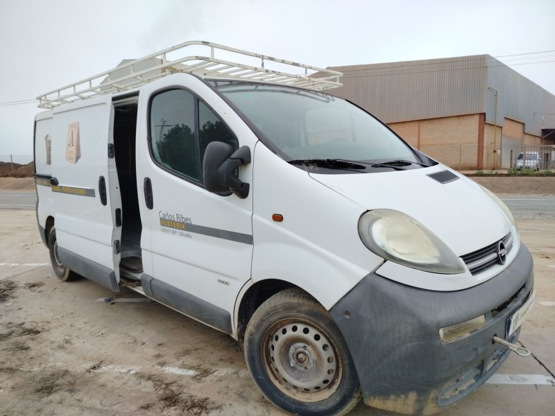 opel vivaro a furgoneta (x83) del año 2001