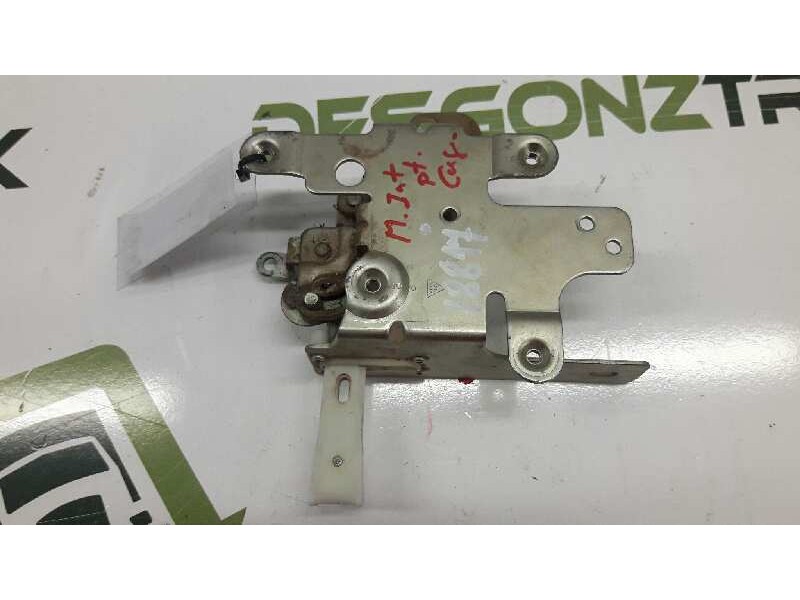 Recambio de maneta interior puerta carga para peugeot partner (s2) combiespace referencia OEM IAM   