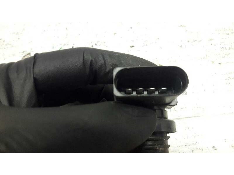 Recambio de inyector para volkswagen golf iv berlina (1j1) básico referencia OEM IAM 0040102030  