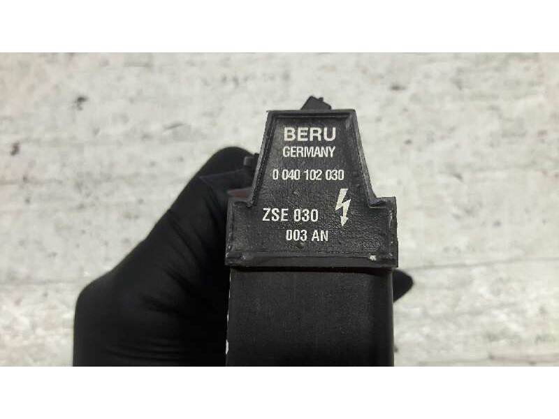 Recambio de inyector para volkswagen golf iv berlina (1j1) básico referencia OEM IAM 0040102030  