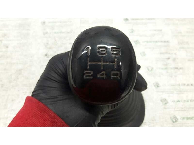 Recambio de fuelle palanca cambios para ford ka (ccq) referencia OEM IAM 225473 CON BOLA 