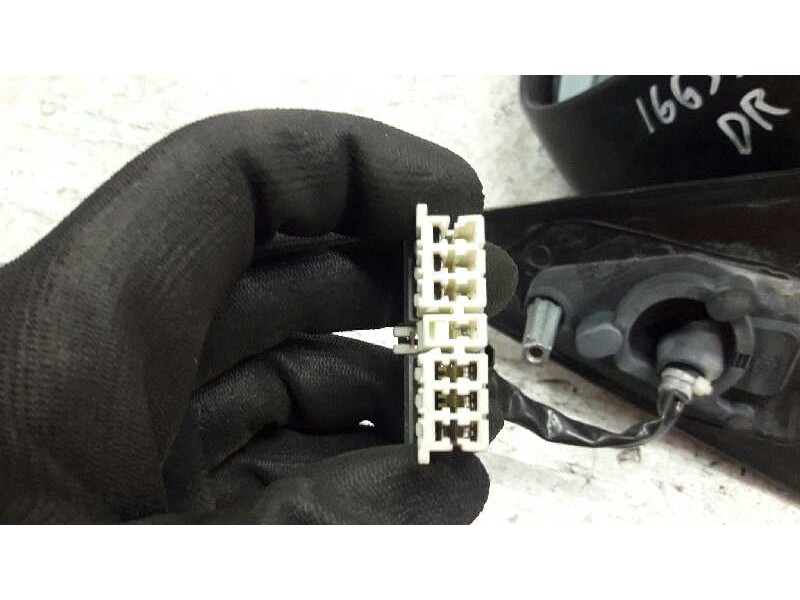 Recambio de retrovisor derecho para peugeot 406 berlina (s1/s2) referencia OEM IAM   