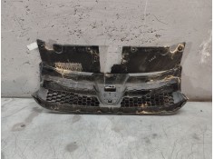 Recambio de rejilla delantera para dacia sandero ii tce 90 (b8m1, b8ma) referencia OEM IAM    2