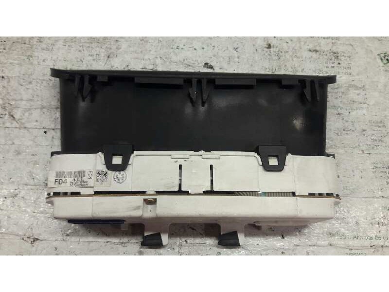 Recambio de pantalla multifuncion para hyundai matrix (fc) 1.6 gls edition-plus referencia OEM IAM 8483517000  