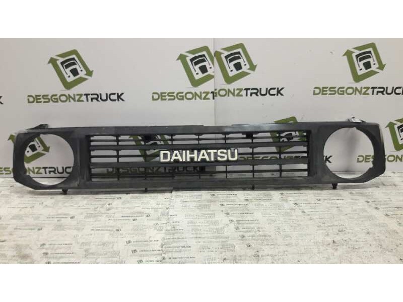 Recambio de rejilla delantera central para daihatsu rocky 2.8 d referencia OEM IAM   