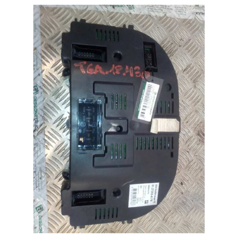 Recambio de cuadro instrumentos para man tg - a 18.xxx fg / bb   (e3/e4) l referencia OEM IAM 81272026176  
