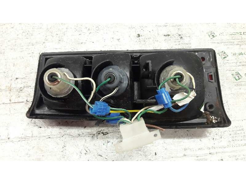 Recambio de piloto trasero derecho para daihatsu rocky 2.8 d referencia OEM IAM   