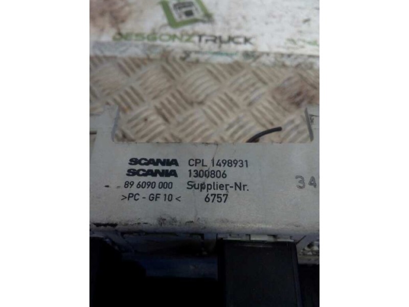 Recambio de caja reles / fusibles para scania serie 4 (p/r 124 l) fsa 470 (4x2) e3 corto cr 13 / 14 b referencia OEM IAM 1498931
