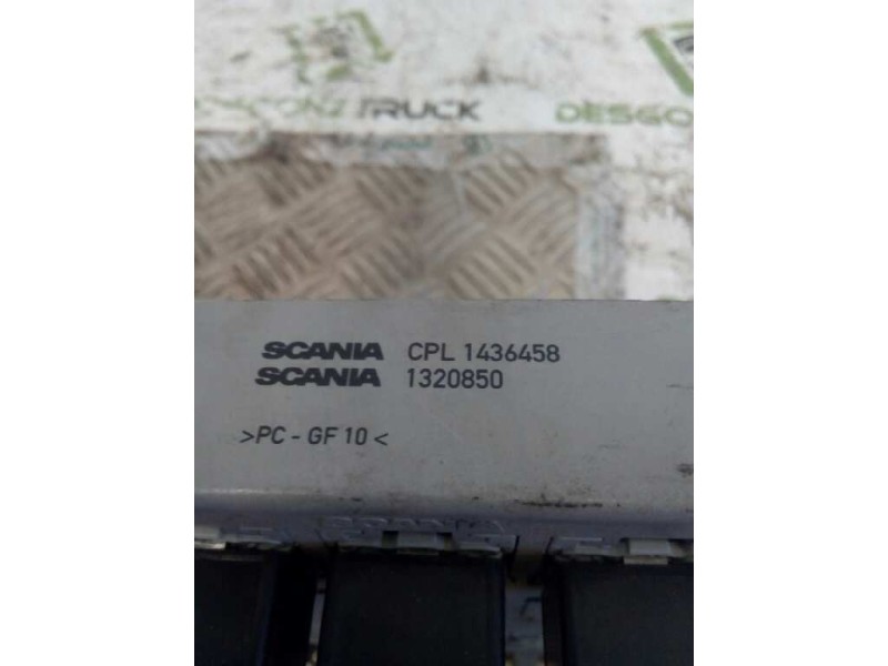 Recambio de caja reles / fusibles para scania serie 4 (p/r 124 l) fsa 470 (4x2) e3 corto cr 13 / 14 b referencia OEM IAM 1498931