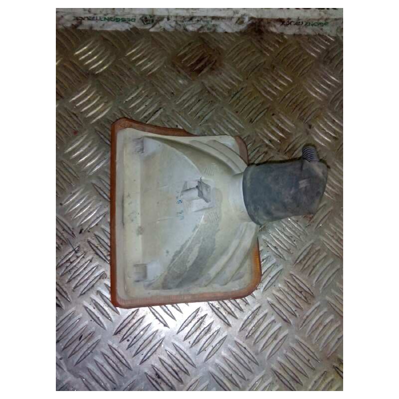 Recambio de piloto delantero izquierdo para pegaso trucks serie 1200 1237.38 r. t. troner (360cv) referencia OEM IAM   