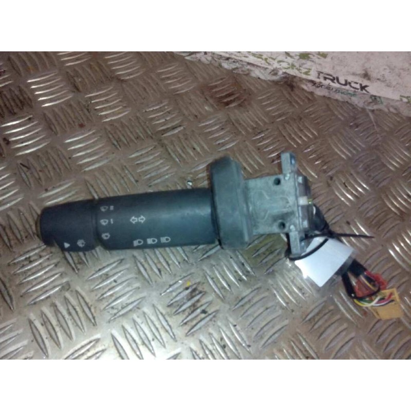 Recambio de mando intermitentes para man tg - a 18.xxx fg / bb   (e3/e4) l referencia OEM IAM 81255090123  