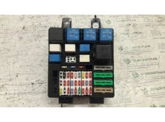 Recambio de caja reles / fusibles para hyundai matrix (fc) 1.6 gls edition-plus referencia OEM IAM 9100617680  