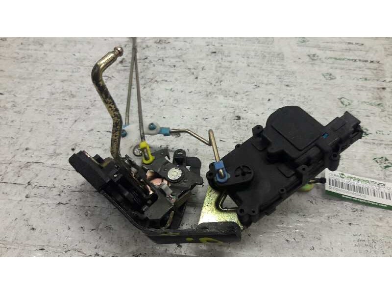 Recambio de cerradura puerta trasera derecha para hyundai accent (lc) gl 5p referencia OEM IAM   