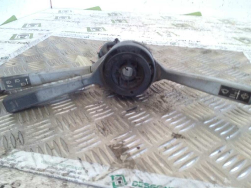 Recambio de mando limpia para iveco daily caja abierta / volquete referencia OEM IAM  MANDO INTERMITENTES 