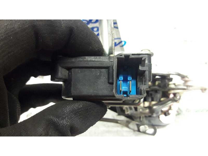 Recambio de cerradura puerta trasera izquierda para hyundai accent (lc) gl 5p referencia OEM IAM   