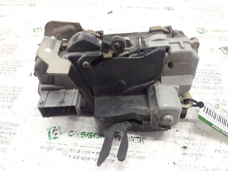 Recambio de cerradura puerta delantera izquierda para citroen xsara berlina 1.9 td sx referencia OEM IAM   