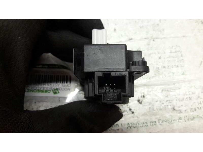 Recambio de motor regulador climatizacion para opel astra h berlina referencia OEM IAM 100106 DELPHI 