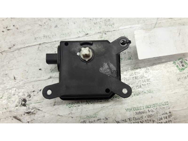 Recambio de motor regulador climatizacion para opel astra h berlina referencia OEM IAM 52497183 DELPHI 