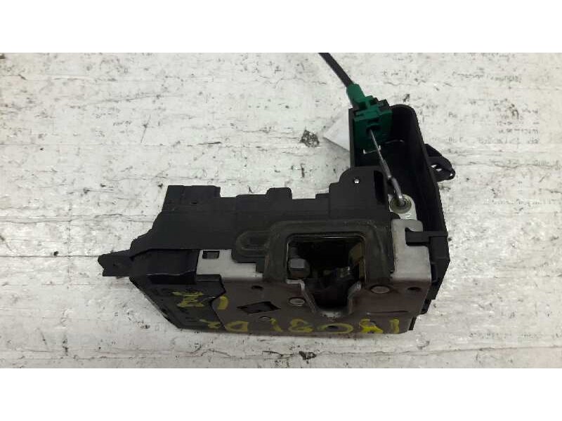Recambio de cerradura puerta delantera izquierda para opel astra h berlina referencia OEM IAM 13210748  