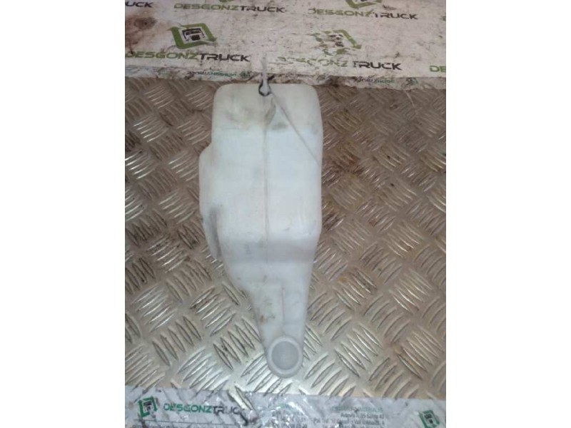 Recambio de deposito limpia para nissan trade 100 3.0 turbodiesel referencia OEM IAM   