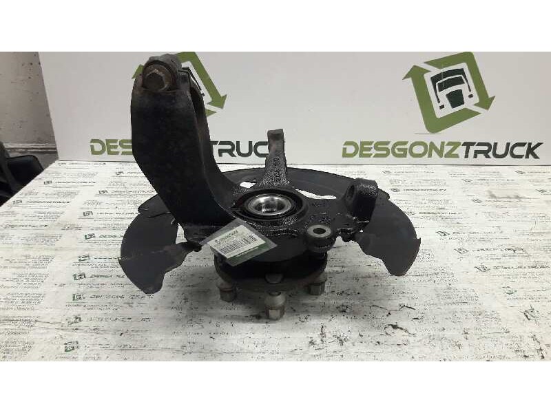 Recambio de mangueta delantera derecha para volvo c30 d5 r-design referencia OEM IAM   