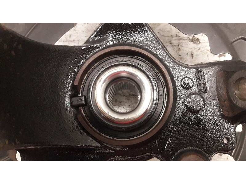 Recambio de mangueta delantera derecha para volvo c30 d5 r-design referencia OEM IAM   