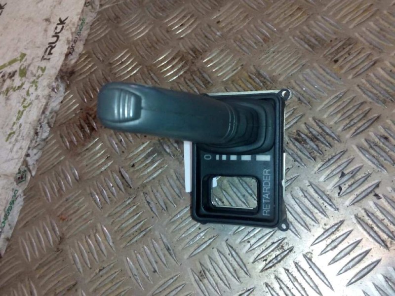 Recambio de interruptor para scania serie 4 (p/r 144 l) fsa 460 (4x2) e2 corto cr 13 / 14 b referencia OEM IAM 1349967 MANDO RET
